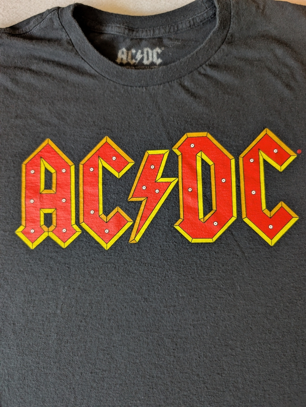 AC/DC Logo Bleached Dip-Dye Graphic T-Shirt Sz M Alt Streetwear image 4